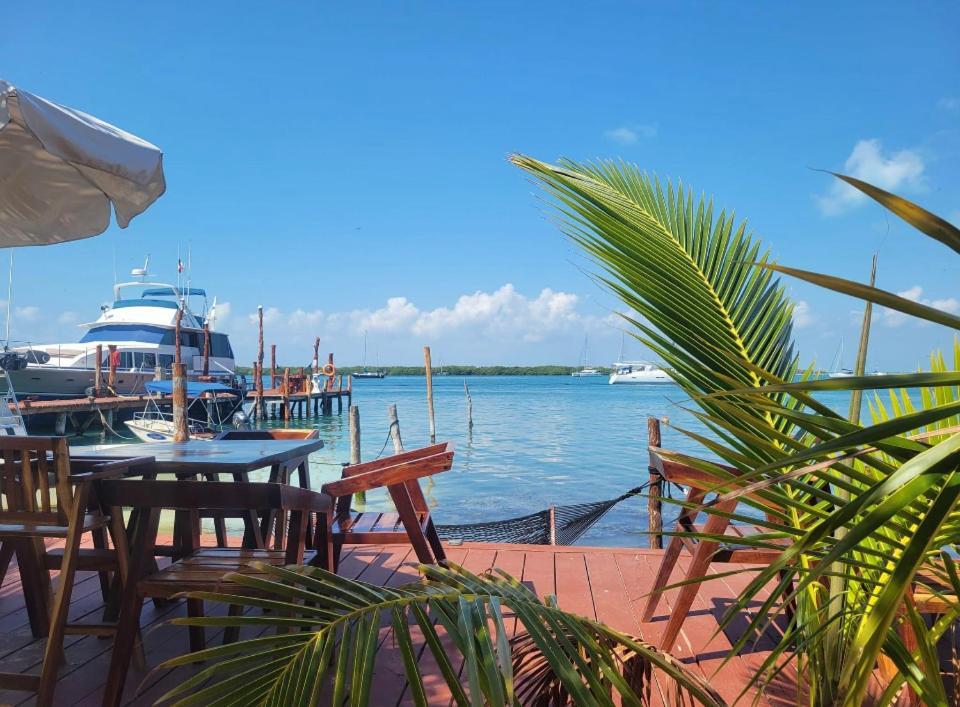 Bahia Tolok Aparthotel Isla Mujeres Exterior photo